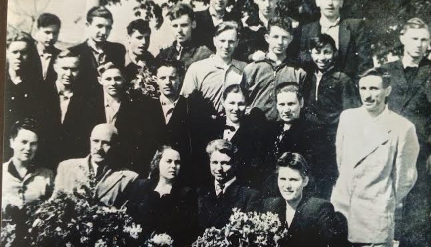 Привет дружному застолью!