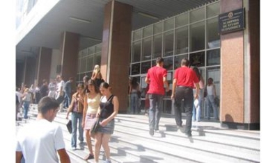 За неделю приема в университеты было подано более 15 тыс. заявлений