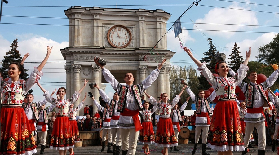 Про туман и парад