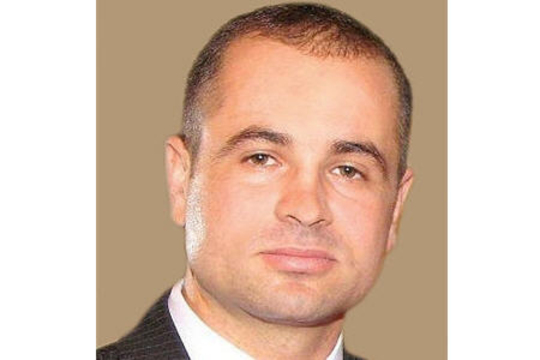 В чем цели Додона?