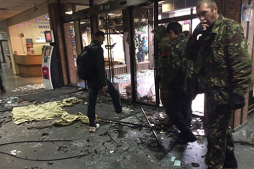 В Киеве начался погром отеля «Турист»