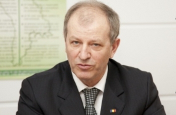 Министр здравоохранения обещает зарплату в 10000 леев сельским врачам