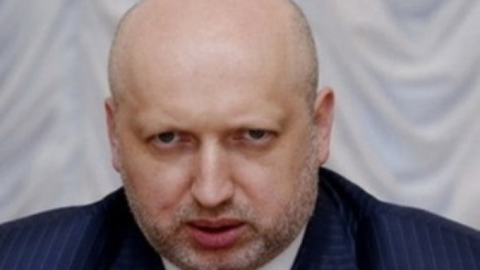 Турчинов рассказал, почему Украина не защищалась от российских войск в Kрыму