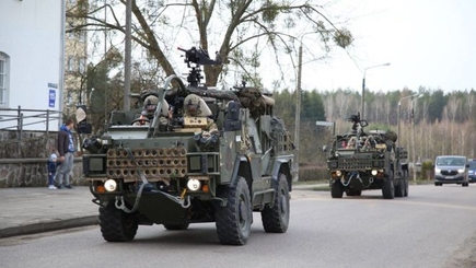 Кто кого решительней? Первый батальон НАТО дошел до Польши