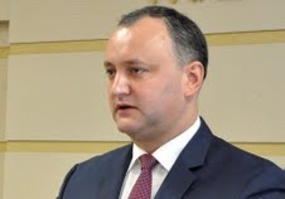 Додон требует запрет двойного гражданства в руководстве страны