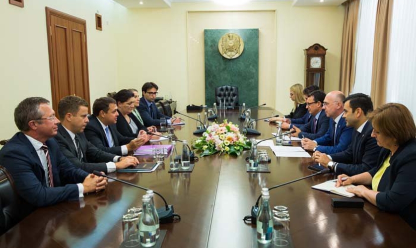 Команда экспертов МВФ завершила визит в Молдову