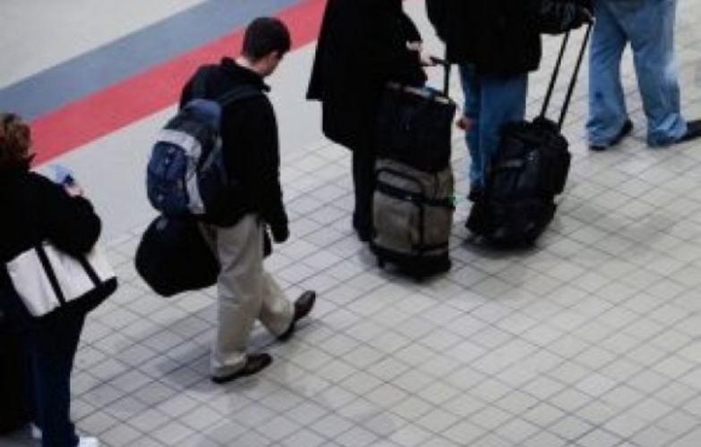 Эмиграция из России приобретает угрожающие размеры