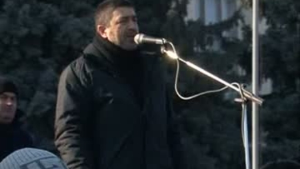 КЗКД в качестве жертвы оставляет на площади коммунистов