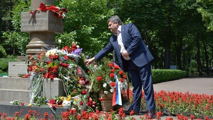 Партия «Renastere-Возрождение» празднует 215-летие со Дня рождения великого русского поэта А.С. Пушкина