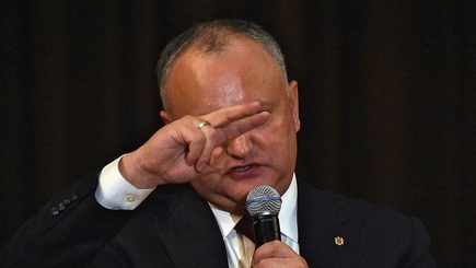 Lenta.ru: Президент Молдавии помог освободиться обвиненному в краже российских миллиардов