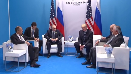 Встреча Путина и Трампа Все подробности первой встречи Трампа с Путиным