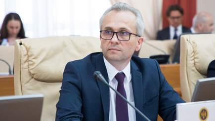 Всем учителям предоставят единовременное пособие в три тысячи леев