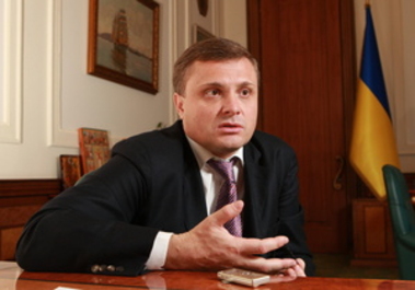Глава администрации президента Сергей Левочкин подал в отставку.
