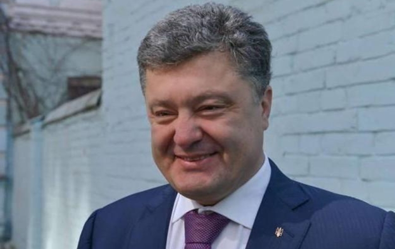 Порошенко призвал Германию поставить РФ на колени