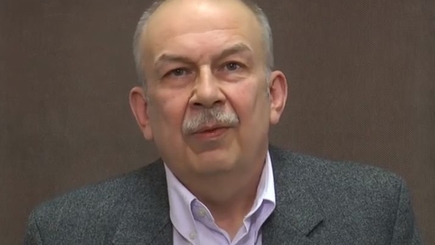 Аналитик приближенный к Андрею Настасе жестко нападает на Октавиана Цыку, хотя и говорит, что прекратил критиковать оппозицию