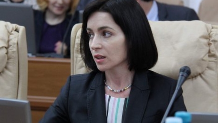 Оказывается Майя Санду путешествует по Европе практически бесплатно