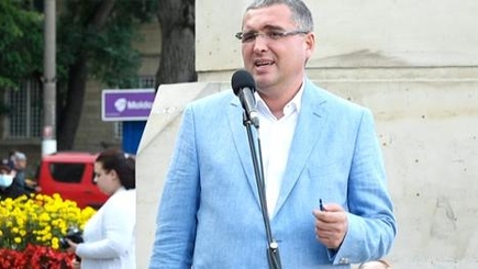 Ренато Усатый - снова в топе популярных политиков. А пока лидирует - Н.Григоришин