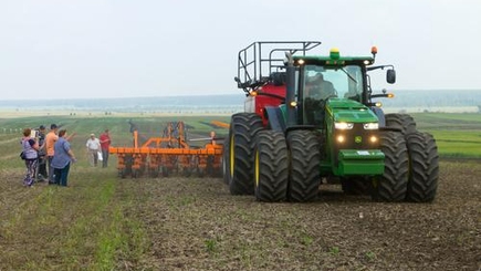 Молдавским аграриям оказали финансовую поддержку