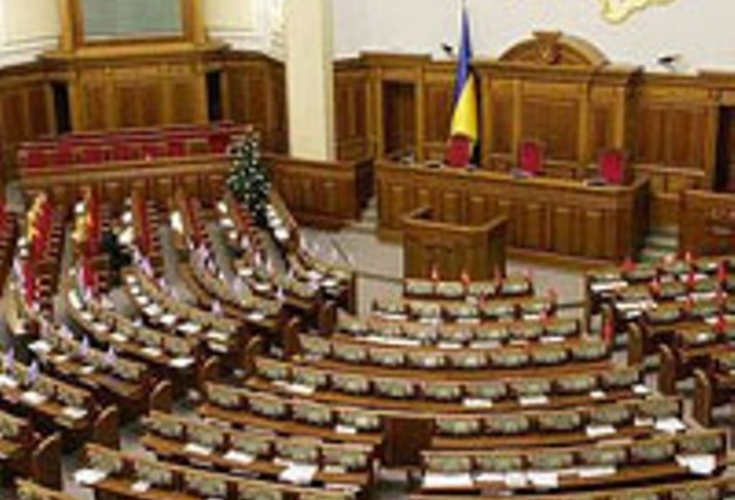 Депутаты забраковали отчет правительства Азарова о выполнении госбюджета-2012