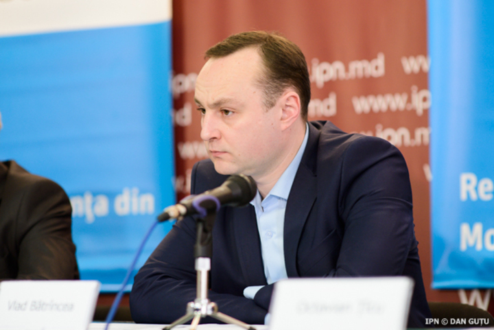 Влад Батрынча: Автоавария с участием Игоря Додона не была случайностью