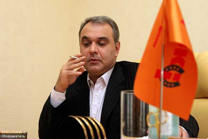 Для Жвания нет законов. Кандидат  наградил почтальонов велосипедами