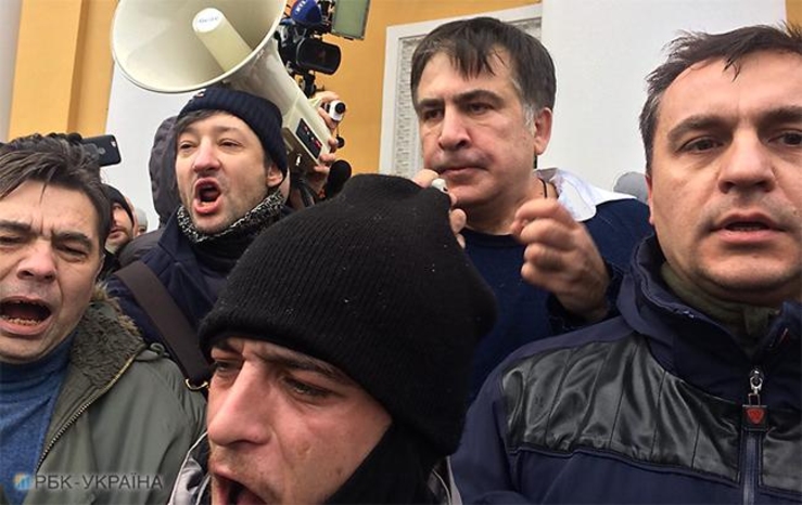 Саакашвили объявлен в розыск