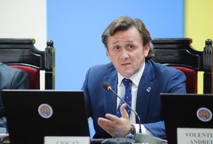 Чокан: На выборах будет меньше международных наблюдателей