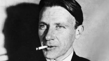 123 года со дня рождения писателя  Михаила Булгакова