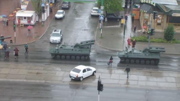 В Луганск прибыл новый «гумконвой» из военной техники