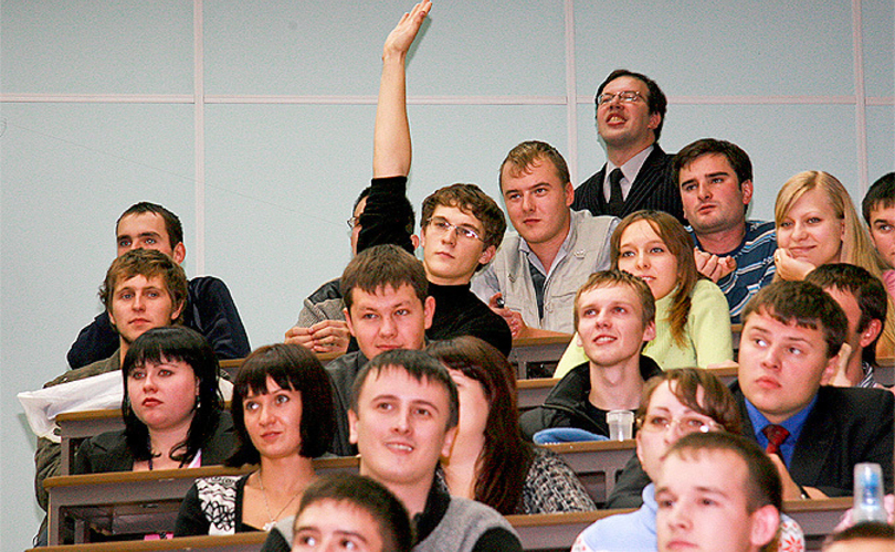 Чехия выделяет стипендии для молдавских студентов