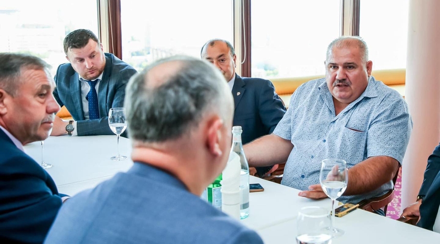 Додону предсказывают поражение. Он больше не привлекательный объект