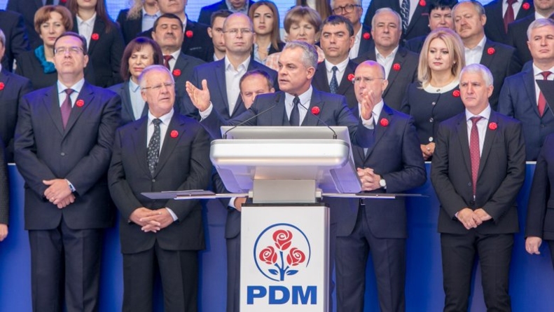 Плахотнюк: ДПМ спросит у избирателей, хотят ли они прямо влиять на депутатов и сократить их количество