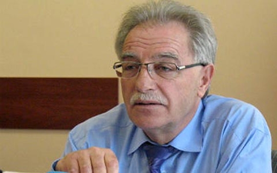 ЛП обвиняет КПП в двуличии