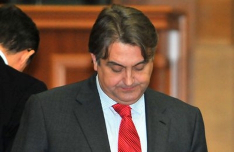 Гума пoкидает ДПМ и парламент