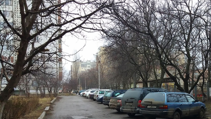 В Тирасполе планируют взимать плату с автовладельцев за парковку у дома