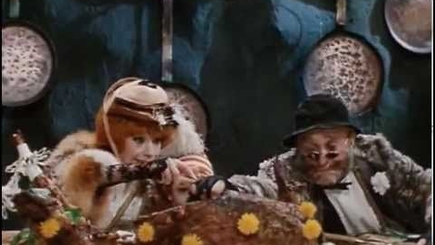 Лиса Алиса (Санду) и кот Базилио (Додон) в молдавской политике