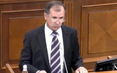 Коммунисты требуют отставки руководителя МВД