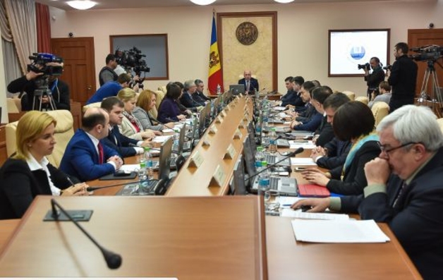 Семь законов-условий МВФ приняты правительством Молдовы