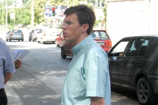 Столичным автомобилям удвоить дорожный сбор.