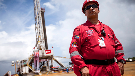 «Роснефть» выдала Венесуэле авансы на $6 млрд