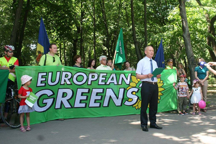 Экологическая партия зеленых начала предвыборную кампанию.
