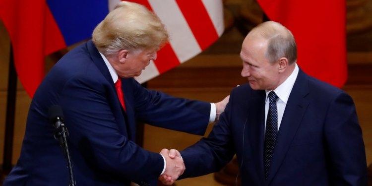 Труляля и Траляля. Почему у Трампа и Путина не выходит Ялтинская конференция-2