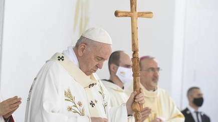 Папа Римский Франциск молится за Молдову!