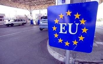 Зафиксирован большой рост желающих получить биометрический паспорт