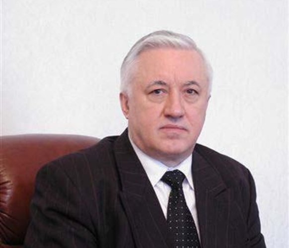 Профессор  Василий  Сакович представляет монографию 