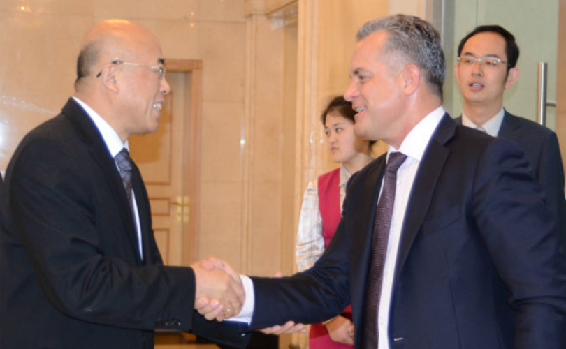 КНР готова к расширению экономических связей с РМ