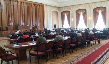 Провал вотума недоверия кабмину Лянкэ