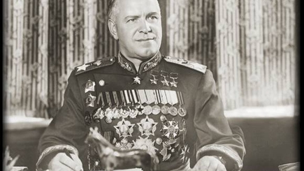 «Сталинский полководец: жизнь Георгия Жукова»