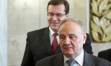 Тимофти обеспокоен. Лупу не очень…