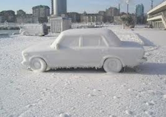 Более 40 человек сегодня обратились в скорую помощь с травмами из-за гололеда